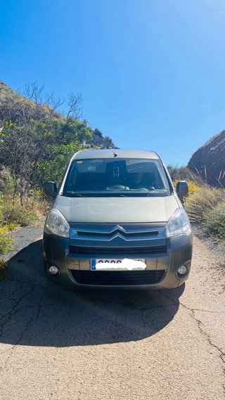 Citroen Berlingo (motor sin ad blue) mueble camper