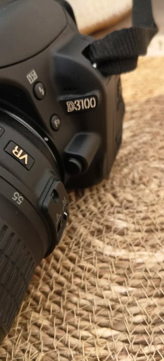 Cámara Nikon D3100 + Accesorios