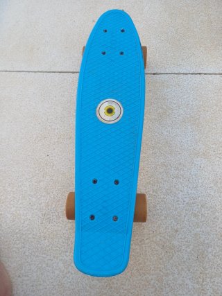 Patinete azul para niños del decathlon