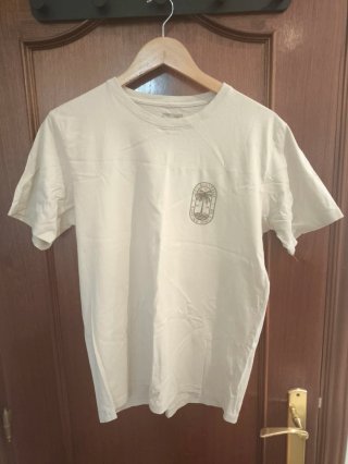 Lote 2 Camisas Manga Corta Talla M/L y 2 poleras