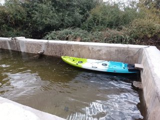 Kayak 2+1 con soporte fueraborda