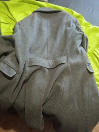 Abrigo UNIT gris de lana con cuello