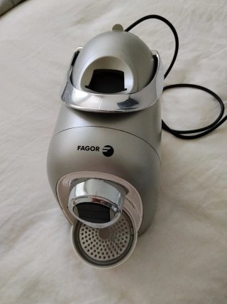 Cafetera de cápsulas Fagor