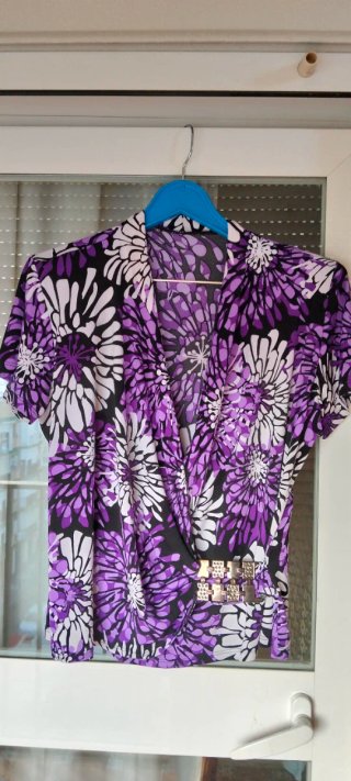 Blusa cruzada de chica