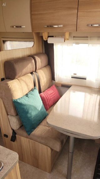Autocaravana Chausson con 73.000 KM Ford  2013
