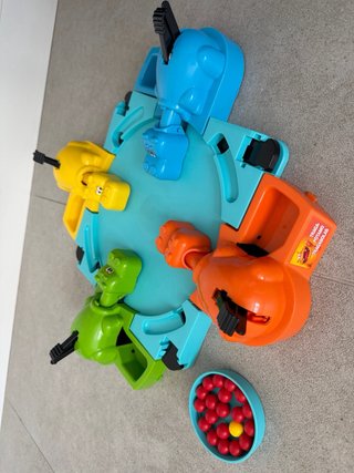Juego infantil Tragabolas - nuevo sin caja