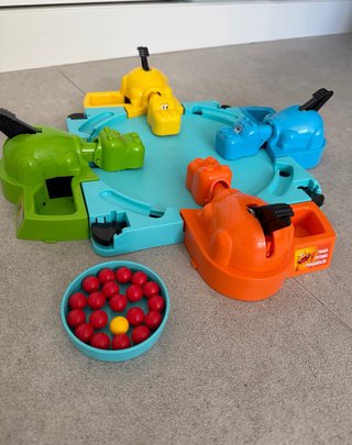 Juego infantil Tragabolas - nuevo sin caja