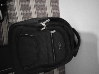Mochila negra y gris