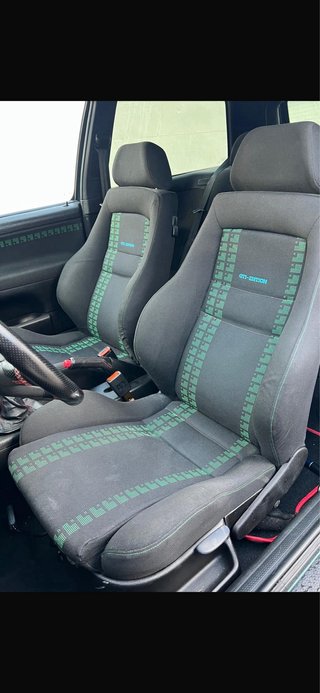 Volkswagen Golf 16v
