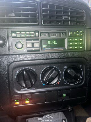 Volkswagen Golf 16v
