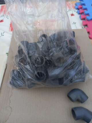 Lote Tuberías PVC Codos y Tes 500 uds