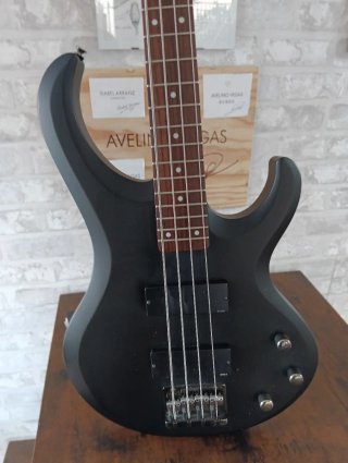 Bajo Ibanez Negro