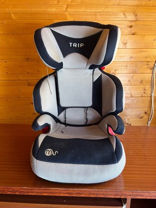 Silla de coche infantil 10€