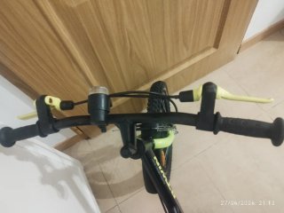 Bicicleta Infantil Btwin Dark Hero 500 16