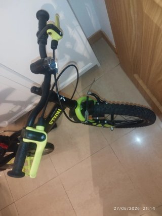 Bicicleta Infantil Btwin Dark Hero 500 16