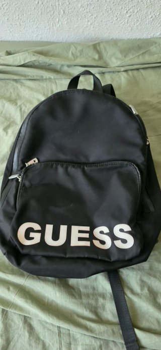Mochila Guess Negra