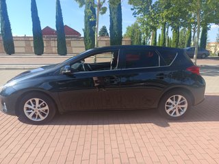 Toyota Auris active gasolina 132