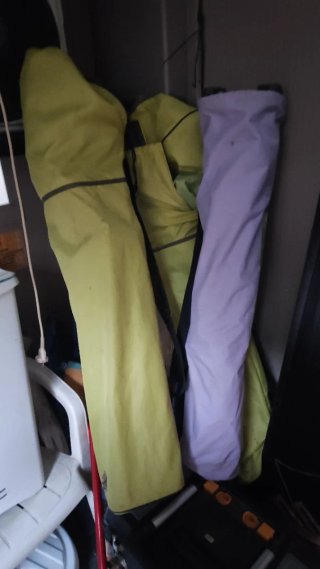 Sillas de camping plegables (2 verdes, 1 morada)