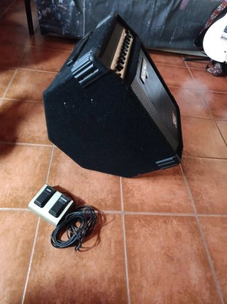Behringer Ultrabass BX1200 Amplificador Bajo