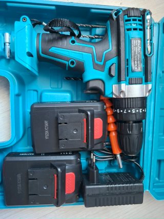 Taladro Inalámbrico con Accesorios