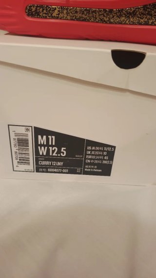 Zapatillas Curry 12 LNY Negras y Rojas