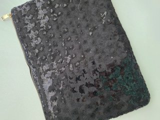 Bolso de mano negro lentejuelas