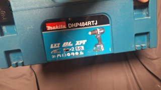Taladro Makita 18V 5.0Ah con Cargador