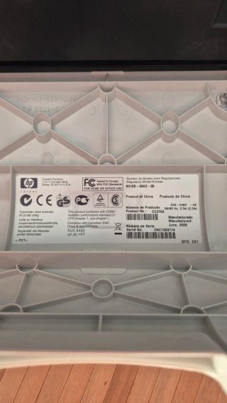 Impresora HP Color LaserJet CP1215