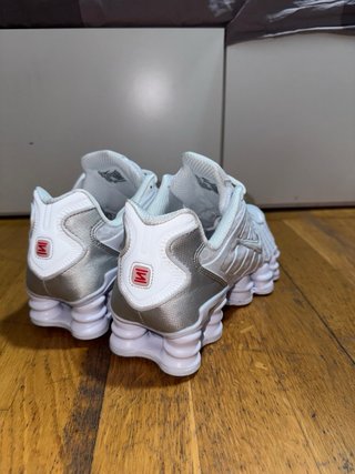 Nike Shox TL Plata y Blanco