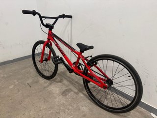 Bicicleta BMX Haro Race Roja. Junior