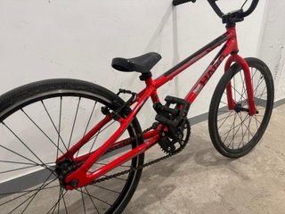 Bicicleta BMX Haro Race Roja. Junior