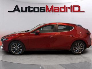 Mazda 3 2.5L e-SKYACTIV G MHEV 103kW (140CV) 6MT FWD Centre-line