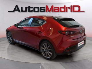 Mazda 3 2.5L e-SKYACTIV G MHEV 103kW (140CV) 6MT FWD Centre-line