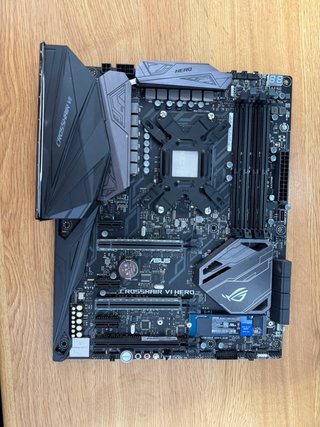 Placa Base ASUS ROG Crosshair VI Hero + Ryzen 7