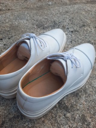 Zapatos blancos talla 38