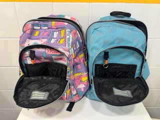 Mochila Totto modelo Crayoles, buen estado.