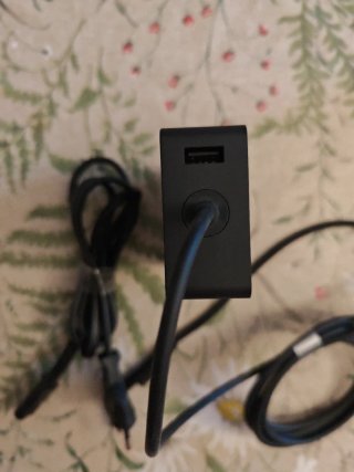Caricatore Microsoft Surface 127W