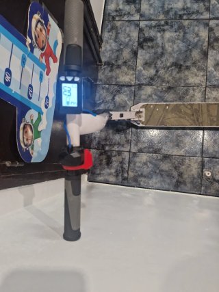 Dos patinetes eléctricos 1 smartGyro i otro Denver