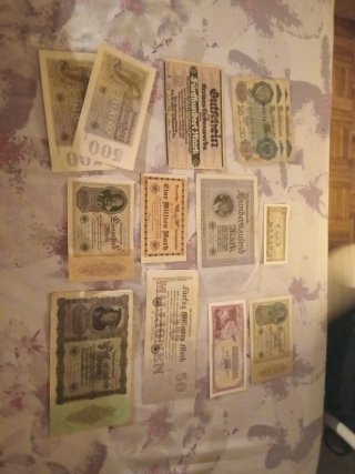 Lote de billetes antiguos