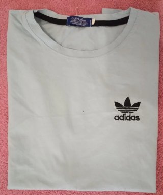 Camiseta Adidas Vintage gris