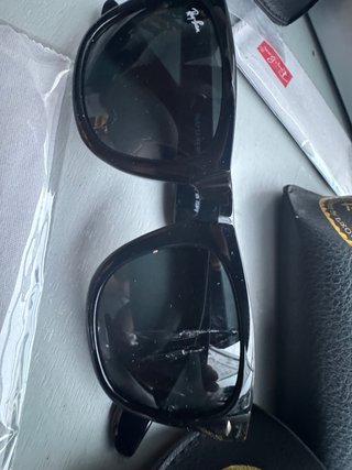 Gafas de sol Ray-Ban Wayfarer 2140 Un lente roto