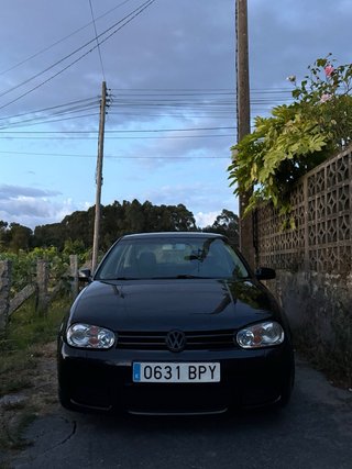 Volkswagen Golf 2003