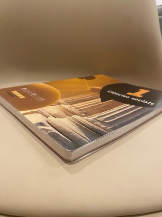 Ciéncies socials 1 atòmium