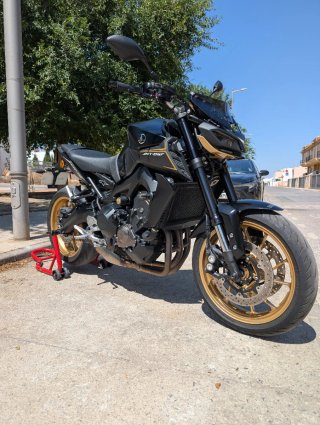 Yamaha MT-09
