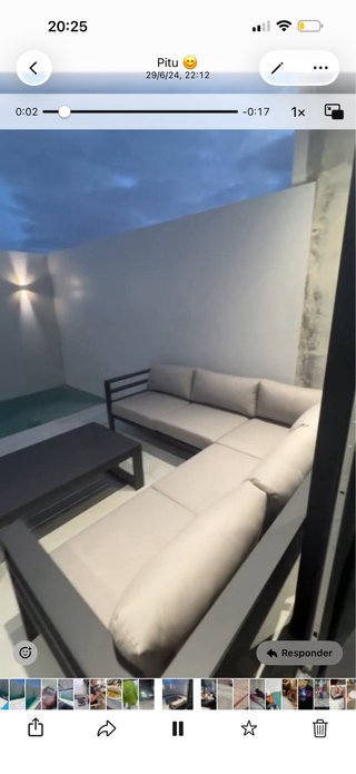 Conjunto sofá esquinero y mesa centro