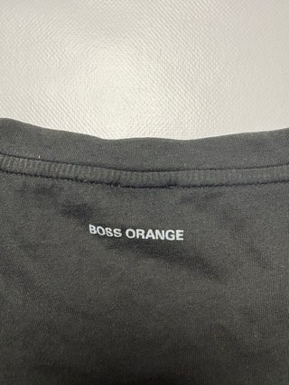 Camiseta BOSS Orange Talla M/L Negra
