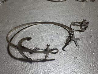 Conjunto Pulsera y Anillo Ancla Cruz