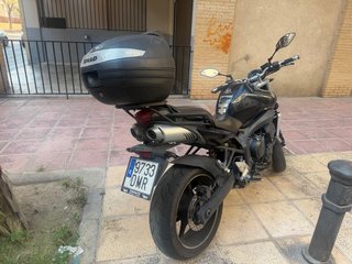 Yamaha FZ6 Naked Negra