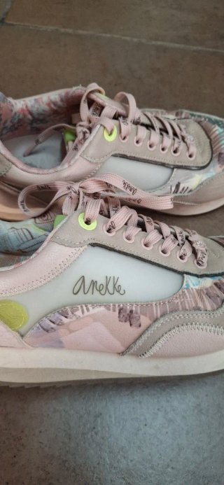 Zapatillas Anekke Beige y Rosa
