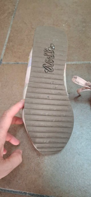 Zapatillas Anekke Beige y Rosa